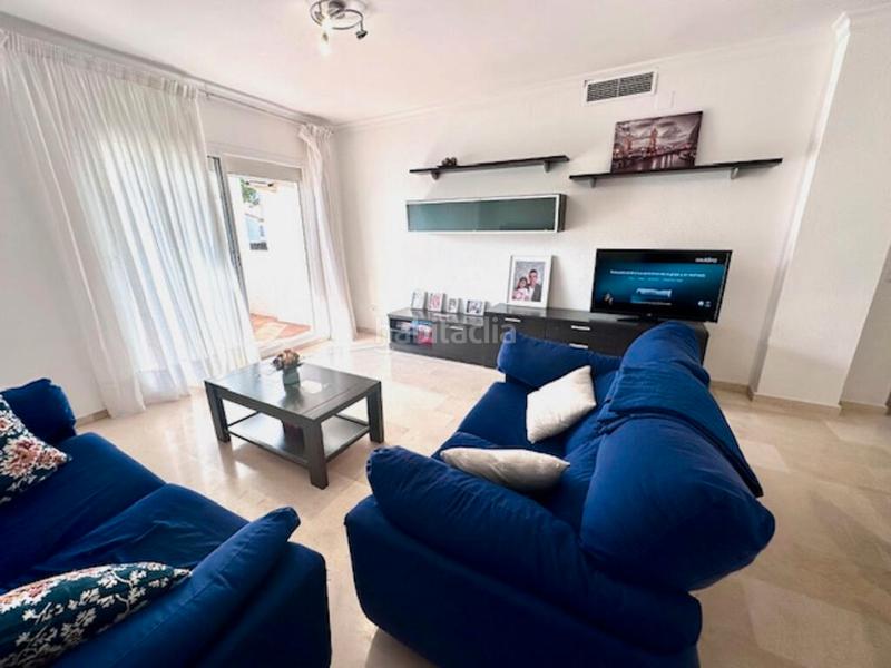 Foto d39300dd-824e-4f01-acc2-1b2ea2cd1850. Pis a calle quintana 5 a Paraiso - Barronal Estepona