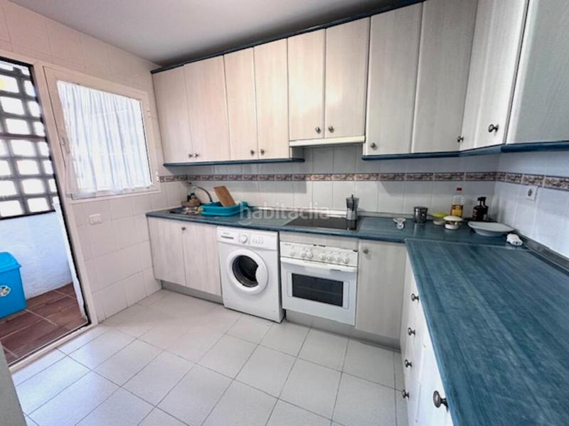 Foto f2e3bf58-ded7-4c0a-b3aa-de1bb513bb91. Pis a calle quintana 5 a Paraiso - Barronal Estepona