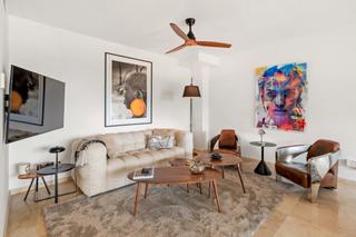 Apartament a Urbanizacion los aguilares 54. **piso en venta - diseño contemporáneo y vistas espectaculares**