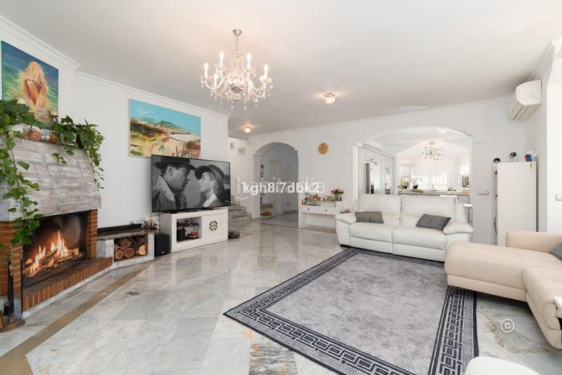 Foto 6967421f-2a9d-4308-9c6f-3c47ae92c955. Chalet en calle garcía lorca 58 villa independiente en venta en Estepona