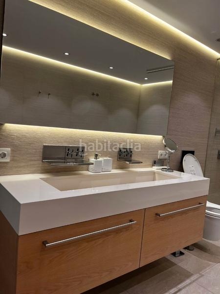 Foto 76c5d2d0-1107-4773-8ff0-392e28ed70ed. Apartament a avenida josé banús 17 a Puerto Banús Marbella