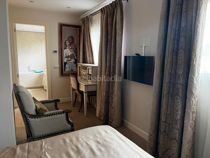 Foto 88cf9e48-d842-4261-87bf-10db04f9e0fd. Apartament a avenida josé banús 17 a Puerto Banús Marbella