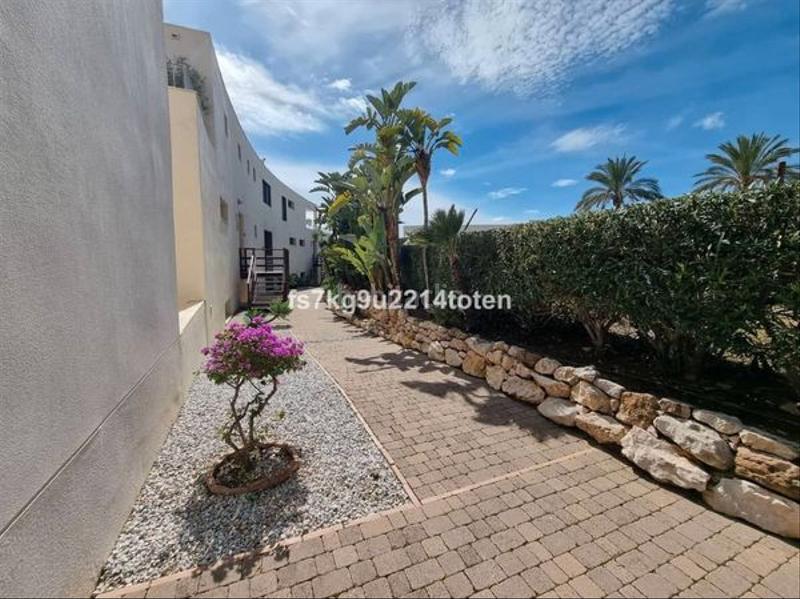 Foto 86b76360-4eed-4c6e-91a2-8c4784942d0c. Pis a calle el pinar 23 a Alto de los Monteros Marbella