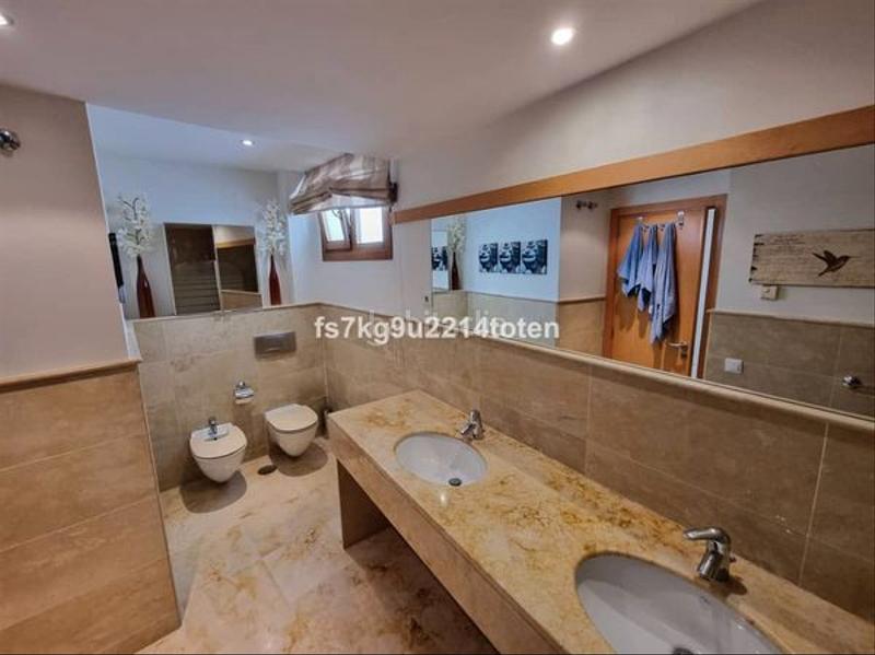 Foto f64f008d-94aa-4541-8a20-48d08c5f438d. Pis a calle el pinar 23 a Alto de los Monteros Marbella