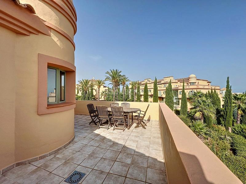 Foto 20488a07-a992-456b-9257-5485b6942503. Dúplex en calle frank sinatra 166 dúplex en venta en complejo de glf Los Flamingos, benahavis 0, en Benahavís