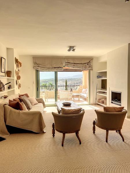 Foto beca9886-46f5-405d-96dd-ba65c065e9ed. Dúplex en calle frank sinatra 166 dúplex en venta en complejo de glf Los Flamingos, benahavis 0, en Benahavís