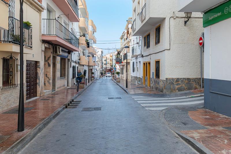 Foto 84a27726-e4bb-4026-aac7-03c0578896fe. Piso en calle huerta chica s/n piso en venta 45, en Marbella