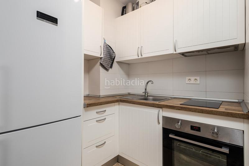 Foto acf6f42e-fd2f-418e-a910-52db5e8e446c. Piso en calle huerta chica s/n piso en venta 45, en Marbella