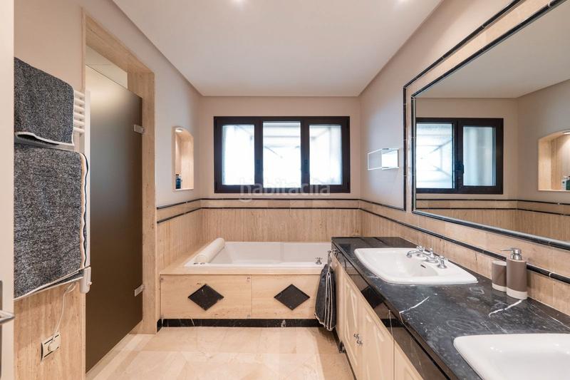 Foto ba6631b9-6c46-4e35-af9c-1443a9a21c1a. Appartamento in calle las aguilas 168 in Aloha Marbella