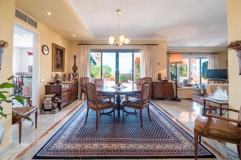 Foto c17552f9-e1d4-461e-b24f-8d55718af5eb. Appartement dans calle los granados 18 dans Puerto Banús Marbella