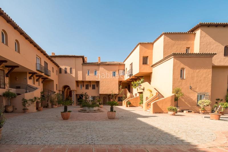 Foto e9487572-3376-4bce-9e98-4c2a7bab1f96. Appartement dans calle los granados 18 dans Puerto Banús Marbella