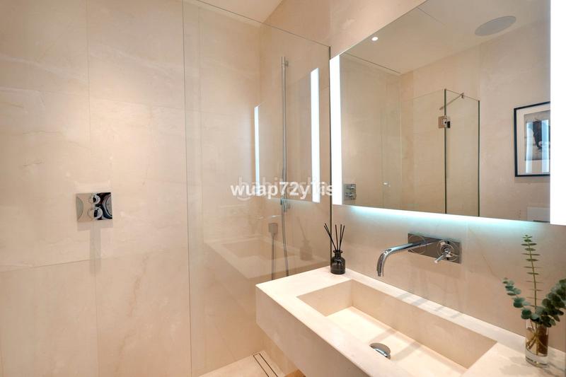 Foto 585a6784-393b-4b0c-a845-4ecc2ce8ba11. Piso en calle la pacheca alta 22 piso en venta en benahavis, costa del sol 0, en Benahavís