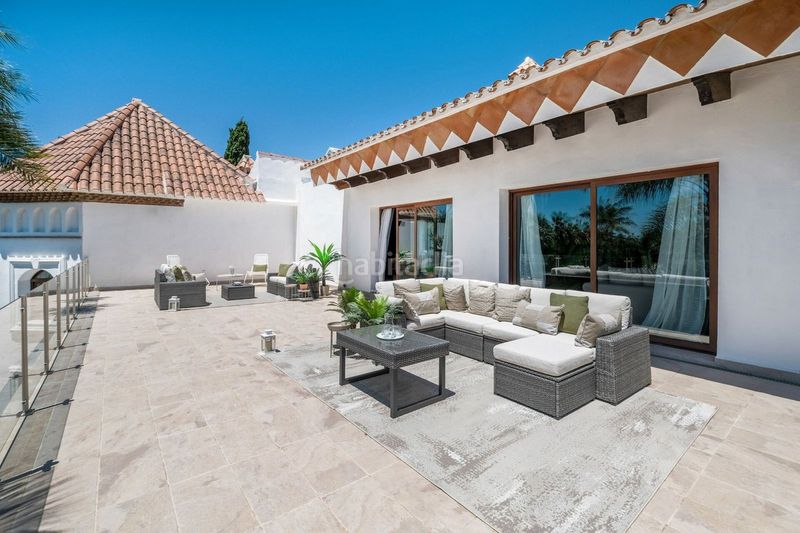 Foto 401626e6-ec42-42e1-943b-7a814e25f863. Chalet in calle los granados 18 in Puerto Banús Marbella