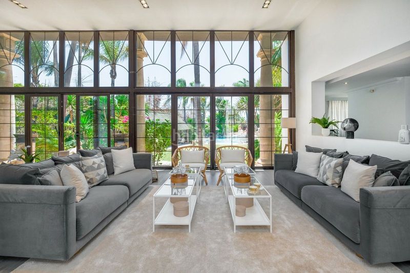 Foto fe90170a-6838-4d14-919e-1088cc9d97ed. Chalet in calle los granados 18 in Puerto Banús Marbella