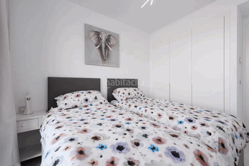 Foto 5799d5ae-1ad7-43dd-a84b-4b6be5b46131. Dúplex a calle Parque Central 5 a Parque Central Estepona