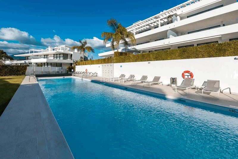 Foto 7d8102c7-a0f6-421a-8b43-ea7ddc298eca. Dúplex a calle Parque Central 5 a Parque Central Estepona