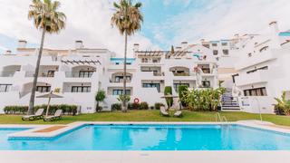 Casa adossada a Calle la pacheca alta 22. Casa / chalet adosado en venta en benahavis, costa del sol , mal