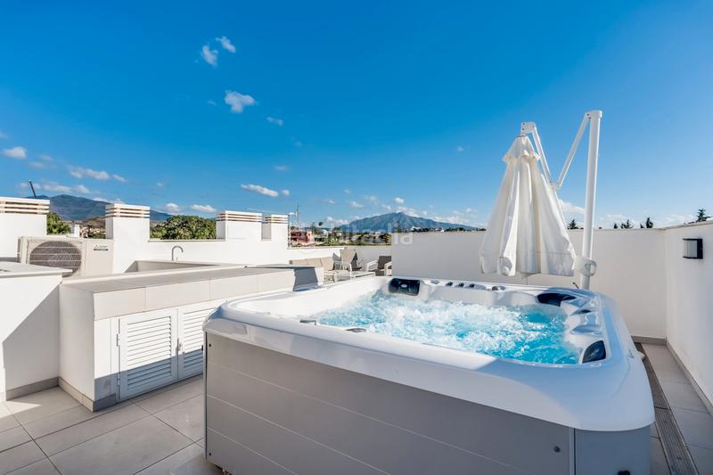 Foto 21acd078-25d4-4449-b1f2-457f425e972a. Casa a schiera in avenida benamara 15 in Paraiso - Barronal Estepona