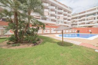 Pis a Calle parque central 5. Piso en venta en estepona 45, estepona