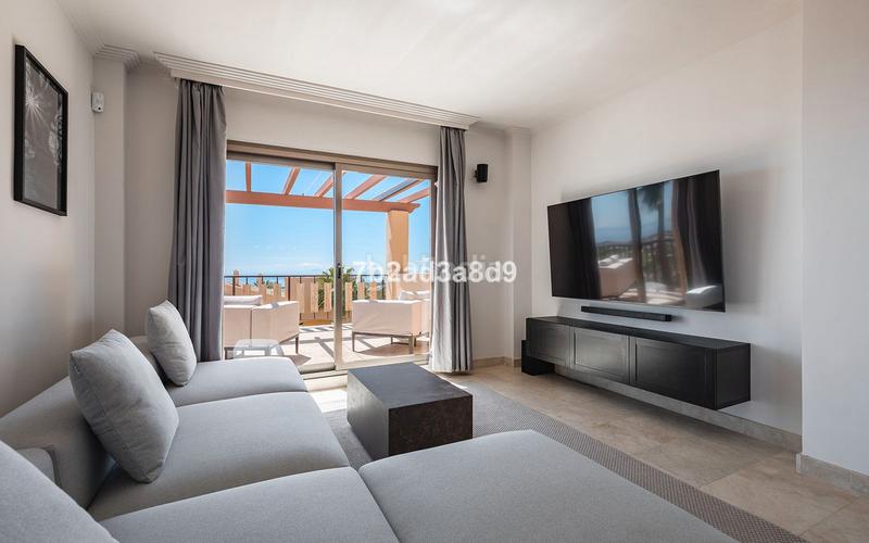 Foto 432e4887-5aaf-46cf-b0e2-a945e166344e. Ático en carretera benahavís 47 ático en venta en benahavís 47, benahavís en Estepona