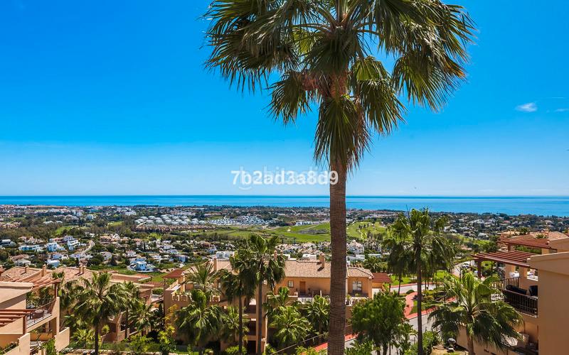Foto 6ab59b5d-a9c3-415c-bfbf-4b8adae0b6ea. Ático en carretera benahavís 47 ático en venta en benahavís 47, benahavís en Estepona