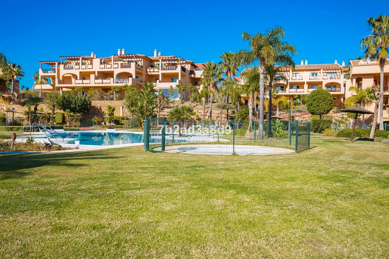 Foto e9ab372e-d090-449c-8215-2e6033dbbb12. Ático en carretera benahavís 47 ático en venta en benahavís 47, benahavís en Estepona