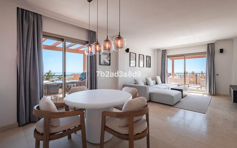 Foto f90a9b6a-6a59-4ddc-9d1a-1d8043e1eaab. Ático en carretera benahavís 47 ático en venta en benahavís 47, benahavís en Estepona