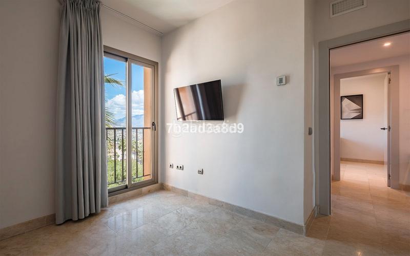 Foto fe530a11-46ef-4fc7-bf29-f74161b02f63. Ático en carretera benahavís 47 ático en venta en benahavís 47, benahavís en Estepona