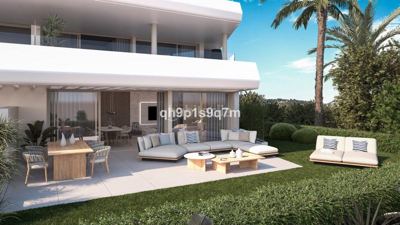 Foto 72233929-b162-4f0f-bed9-ecafd4f217cc. Piso en calle Parque Central 5 piso en venta 0, en Estepona