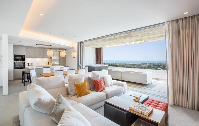 Foto 9f9b66d0-a74f-4d1e-b399-95805a02786c. Attico con parcheggio piscina in La Quinta Benahavís