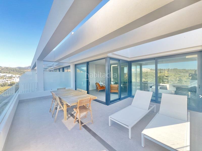 Foto be07cd57-c7d2-44b6-b795-ffe1d4c0eae0. Dúplex en calle Parque Central 5 dúplex en venta 5, en Estepona