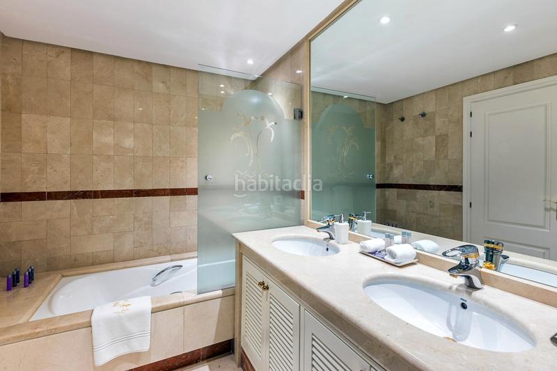 Foto ee695587-9a92-44fc-8f59-bcf5a688a6e1. Alquiler dúplex en avenida de julio iglesias s/n dúplex en alquiler en Puerto Banús 0, andalucía en Marbella