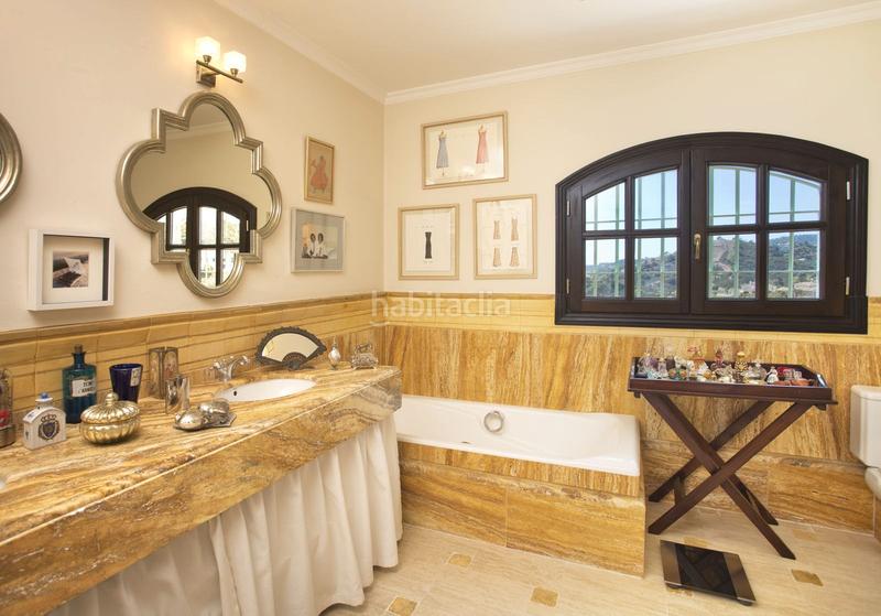 Foto cb919044-8c8a-4246-b2ec-f0f8823dd880. Xalet a carretera 1 a Montemayor - Marbella Club Benahavís