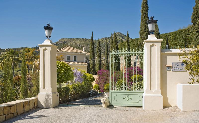 Foto f1b12481-58be-4979-8ca4-f2aa3c1a6f5e. Xalet a carretera 1 a Montemayor - Marbella Club Benahavís