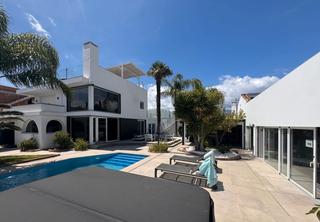 Xalet a Calle los granados 18. Casa / chalet independiente en venta en nueva andalucía 29660 ma