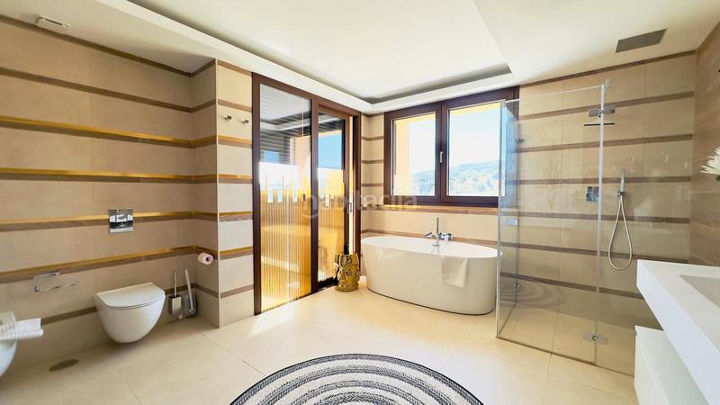 Foto e13e8c24-b277-4022-9473-ba26bb016ae0. Piso en carretera de Mijas 18 piso en venta en costa del sol 0, en Mijas