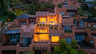 Duplex à Calle los granados 18. Dúplex en venta en nueva andalucia, costa del sol 0, marbella