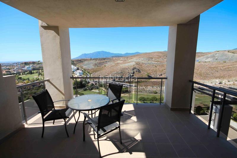 Foto 40d3801f-19d8-40e2-a542-f66d6238d1b1. Flat in calle la pacheca alta 22 in Benahavís pueblo Benahavís