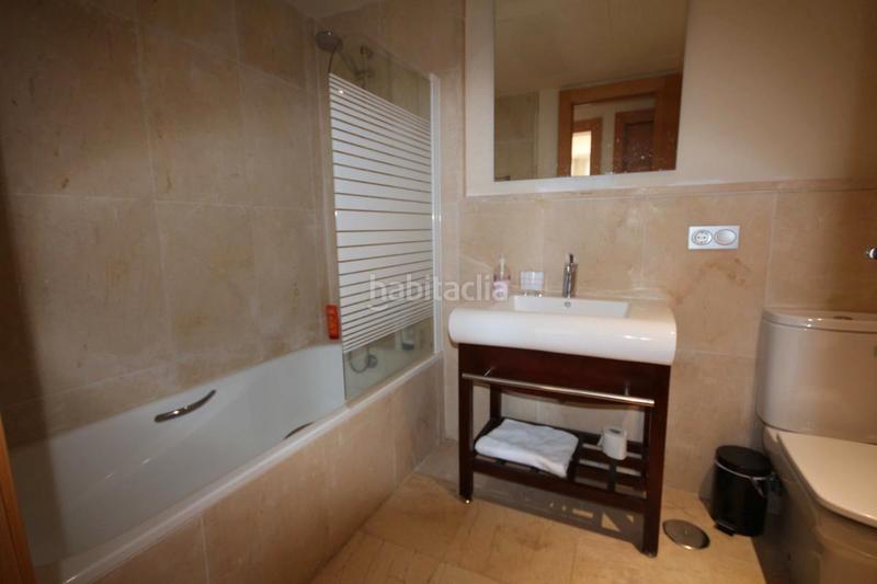 Foto 7e352e9d-4dd6-4e64-a05e-b96a479a3add. Flat in calle la pacheca alta 22 in Benahavís pueblo Benahavís