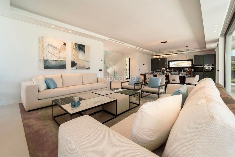 Foto 31e861d2-e0e9-4ca2-b853-aad6db6b108a. Pis a avenida de julio iglesias s/n a Puerto Banús Marbella