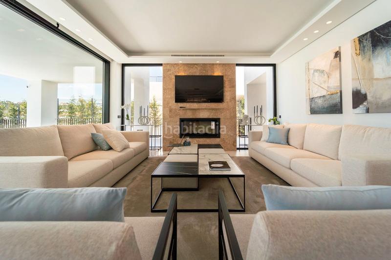 Foto 5fa70b1d-0123-4a8e-80fc-a9706400f837. Pis a avenida de julio iglesias s/n a Puerto Banús Marbella