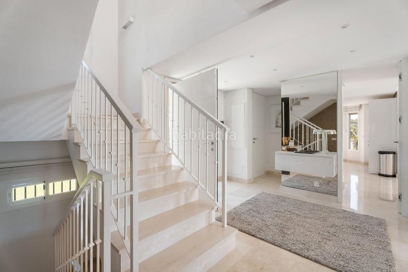 Foto 247be240-fdd3-4fbf-961d-829202e44a79. Chalet dans Nueva Andalucía centro Marbella