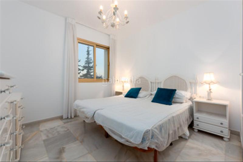 Foto 4c915b20-3ed9-485b-bdd5-ece4d292dab1. Appartamento in calle las violetas 3 in Nueva Andalucía centro Marbella