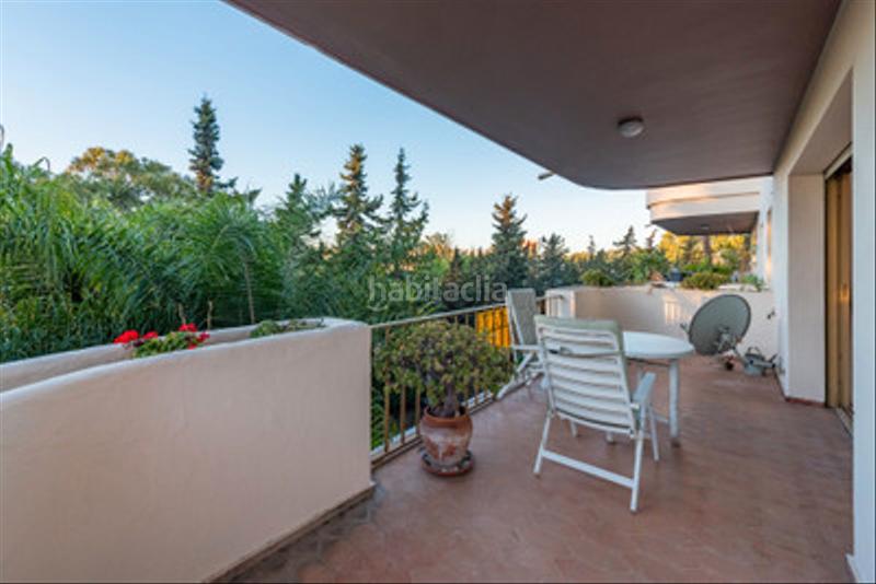 Foto 573b8a0c-49b2-47c7-9f4c-64d3c0204454. Appartamento in calle las violetas 3 in Nueva Andalucía centro Marbella