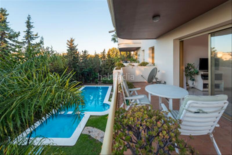 Foto a397ad5f-cd46-4395-a8a8-9539ff5a861e. Appartamento in calle las violetas 3 in Nueva Andalucía centro Marbella