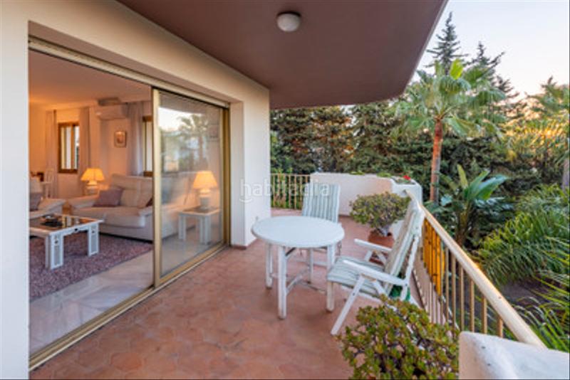 Foto de321b68-fd4b-43d9-a3ca-063e6ab4fb0d. Appartamento in calle las violetas 3 in Nueva Andalucía centro Marbella