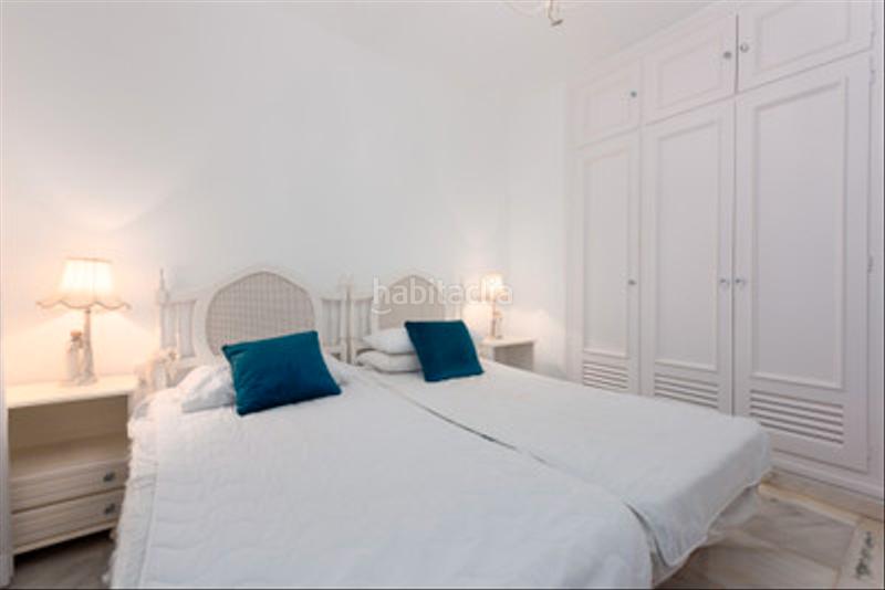 Foto e344199d-2e11-47c5-93d2-8fd896476501. Appartamento in calle las violetas 3 in Nueva Andalucía centro Marbella