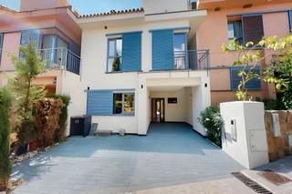 Casa adossada a Calle los granados 18. Casa / chalet adosado en venta en nueva andalucia, costa del sol
