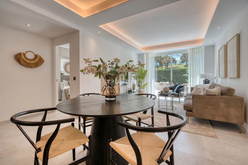 Foto e55af1c6-7ef5-43e6-ac2c-18bfcf36c895. Appartamento in avenida tomás pascual 22 in La Quinta Benahavís