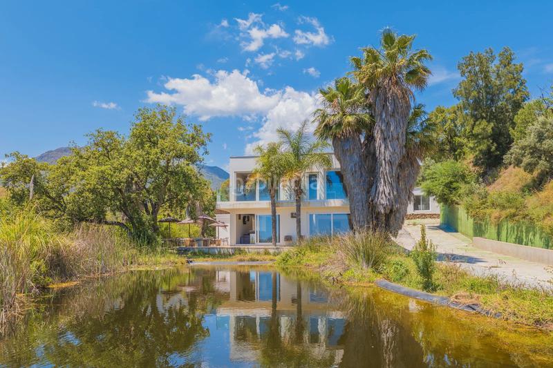 Foto 08c26b5c-c7d7-412f-89e8-554ada8cdf71. Terrain résidentiel dans calle Parque Central 5 dans Estepona